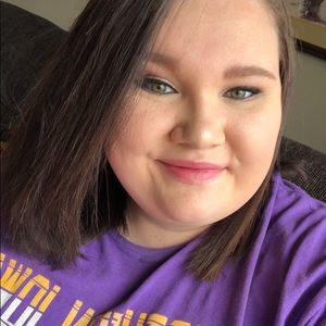 Meet your Posher, Alesha